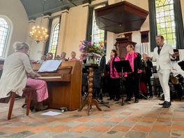 Kerk Dalen swingt op klanken Elvis: 'Hij was gek op gospel'