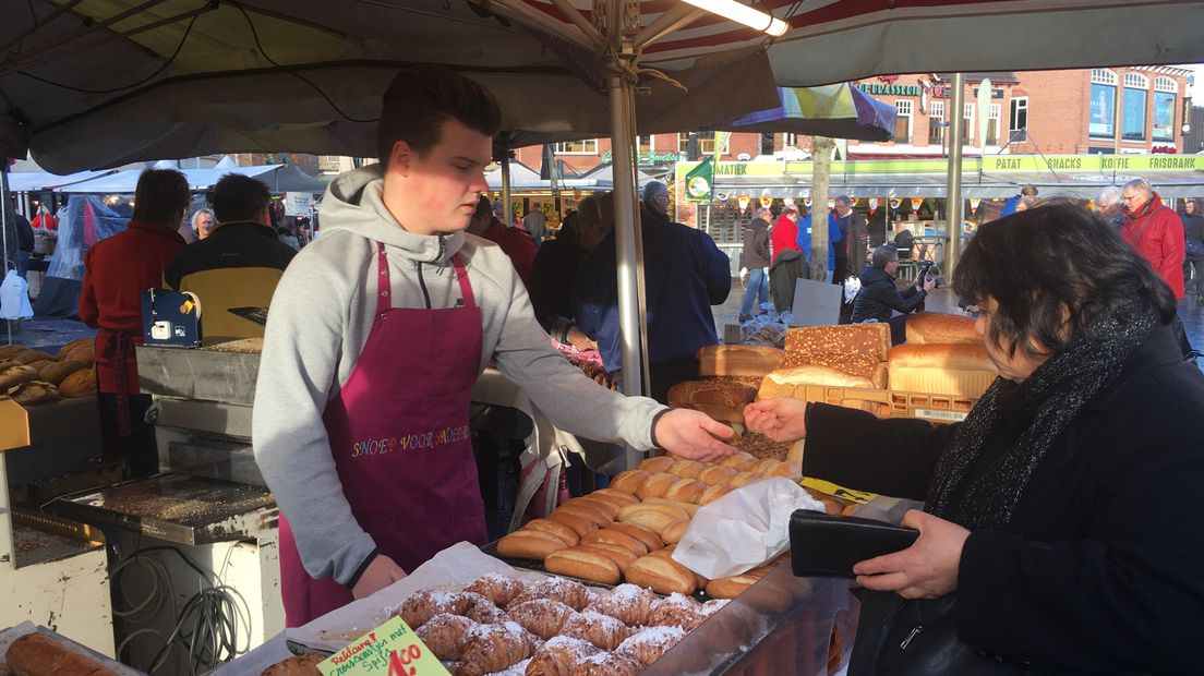 Sander Wessels is een van de studenten die vandaag de markt op gaat. (Rechten: RTV Drenthe)