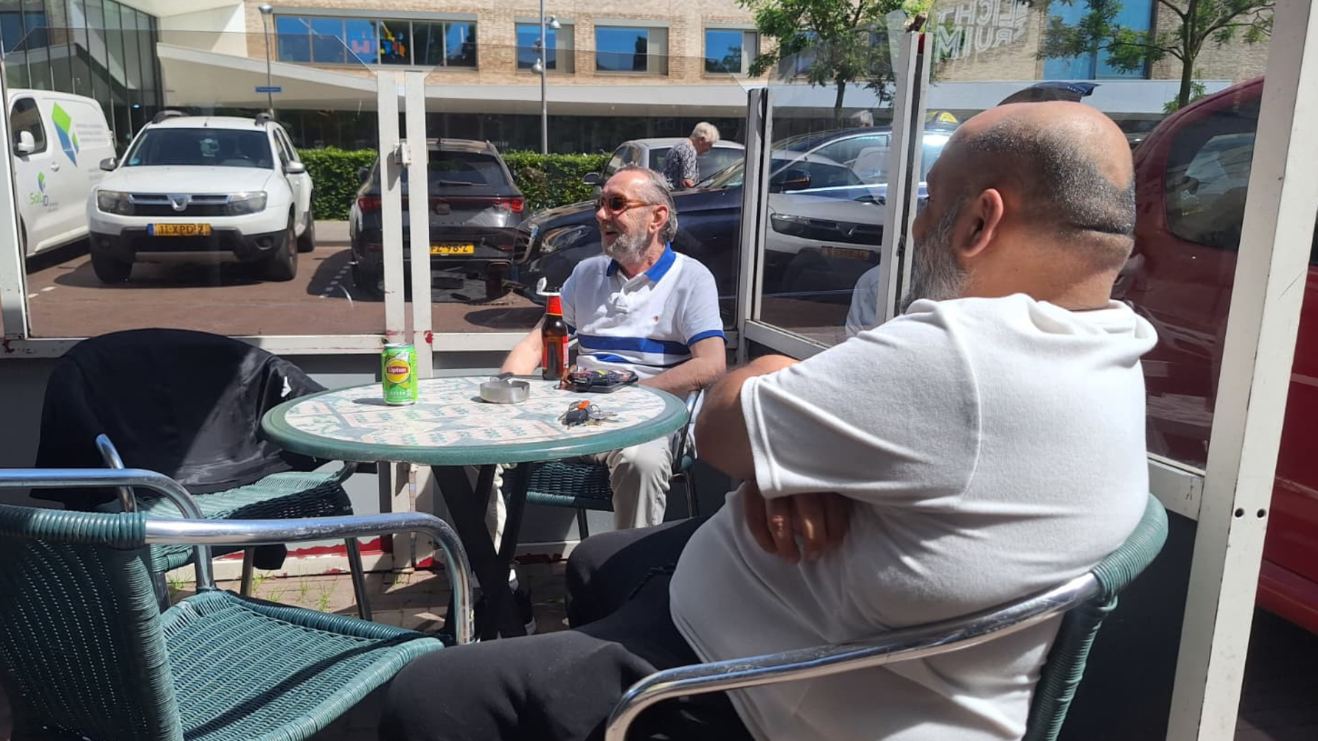 Snackbarverhalen: Cafetaria de Rooy in Bilthoven 'voelt eigenlijk als een buurthuis'