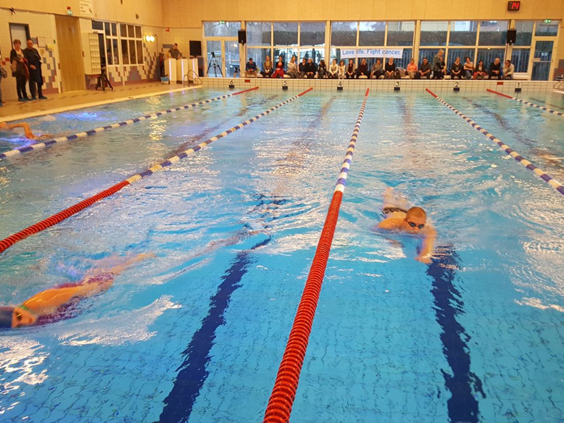 Maaike en Maarten kwamen tegelijk over de finish