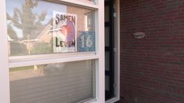 Drenten hangen Samen Leven-poster op
