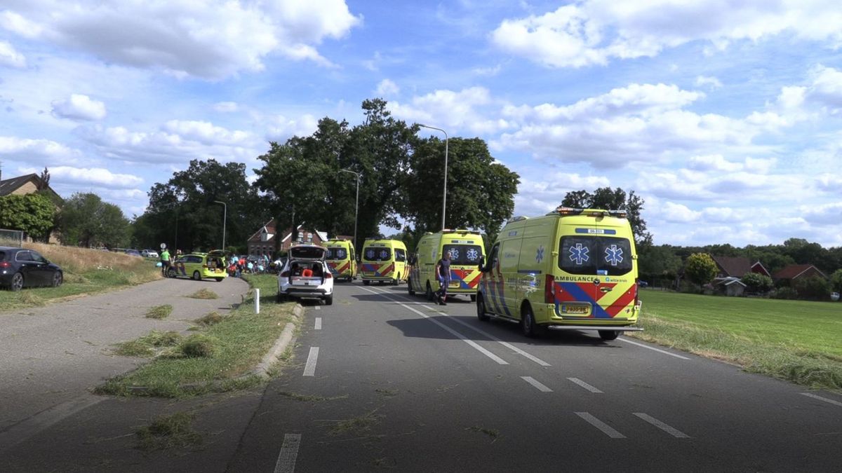 Zware botsing in Winterswijk, twee kinderen ernstig gewond