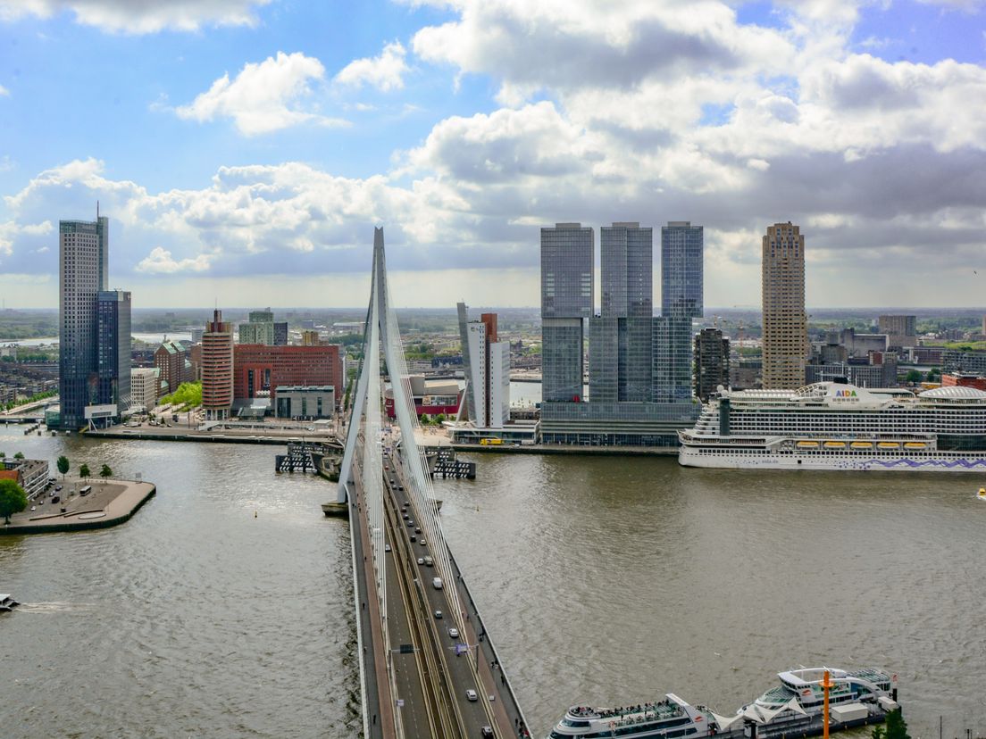 aida en skyline rotterdam