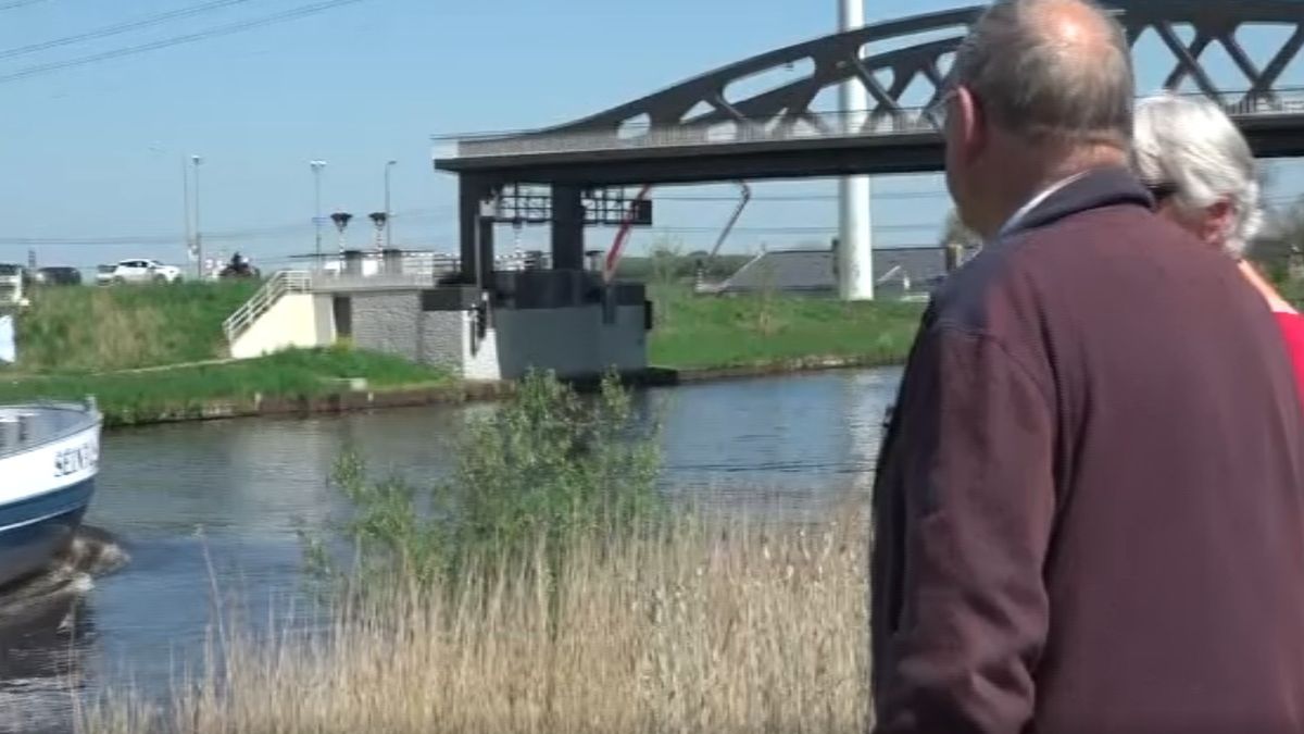 De nieuwe brug in Aduard moet dokter Cohen gaan eren
