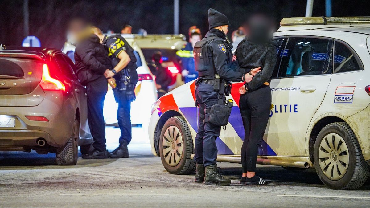 112-nieuws 21 januari: Agenten met getrokken wapens pakken Friezen op voor schietincident