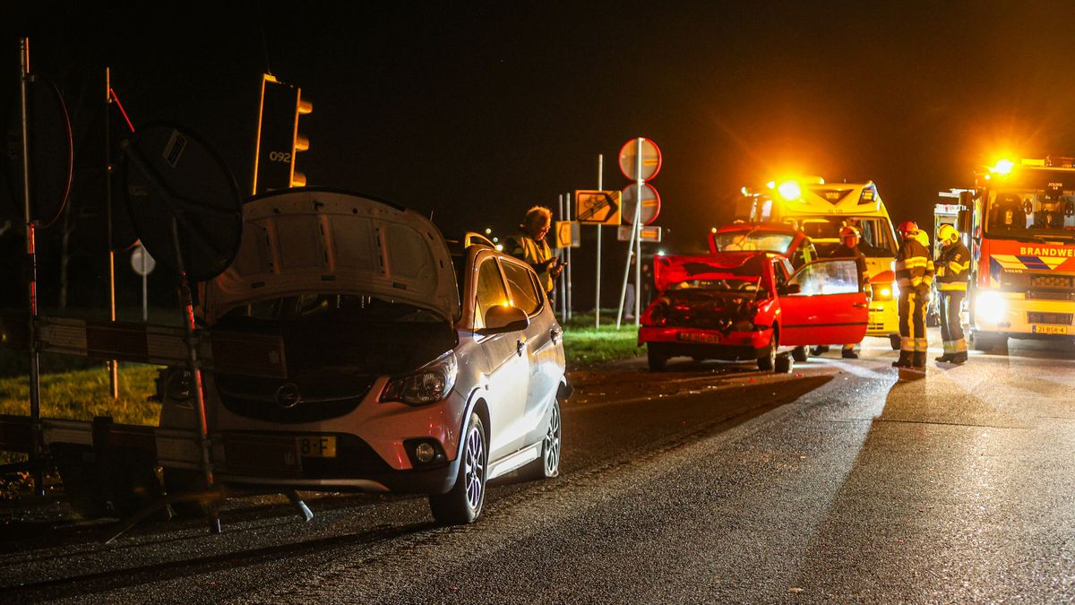 112-nieuws 2 november: Twee gewonden bij ongeluk in Boornzwaag | Scooterrijder belandt in water bij 