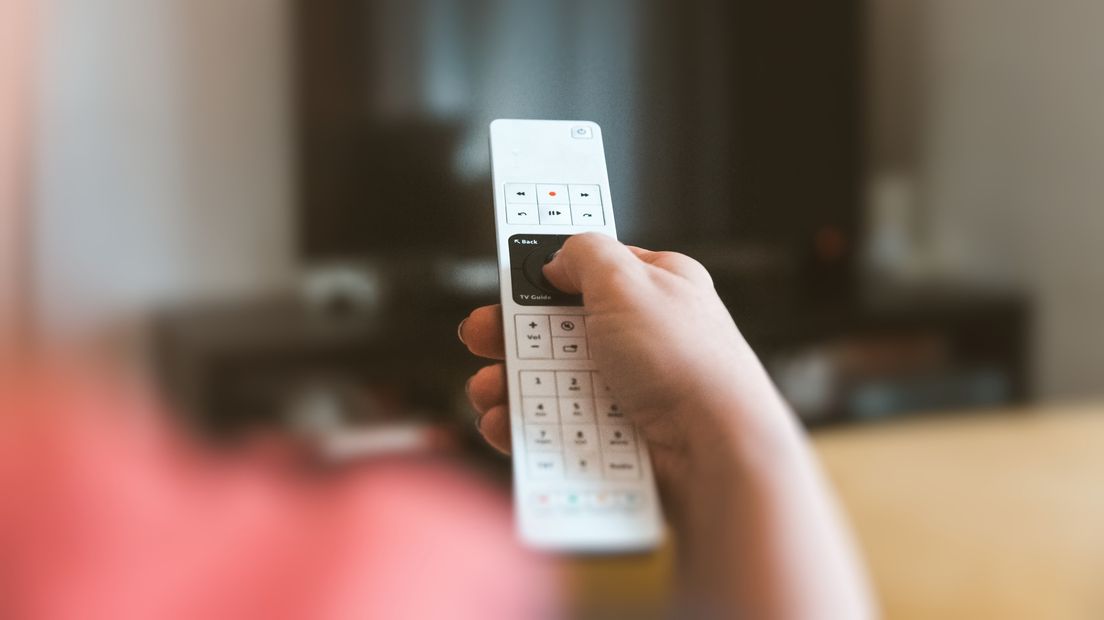 Televisie kijken bij Delta, KPN en Ziggo duurder per 1 juli.