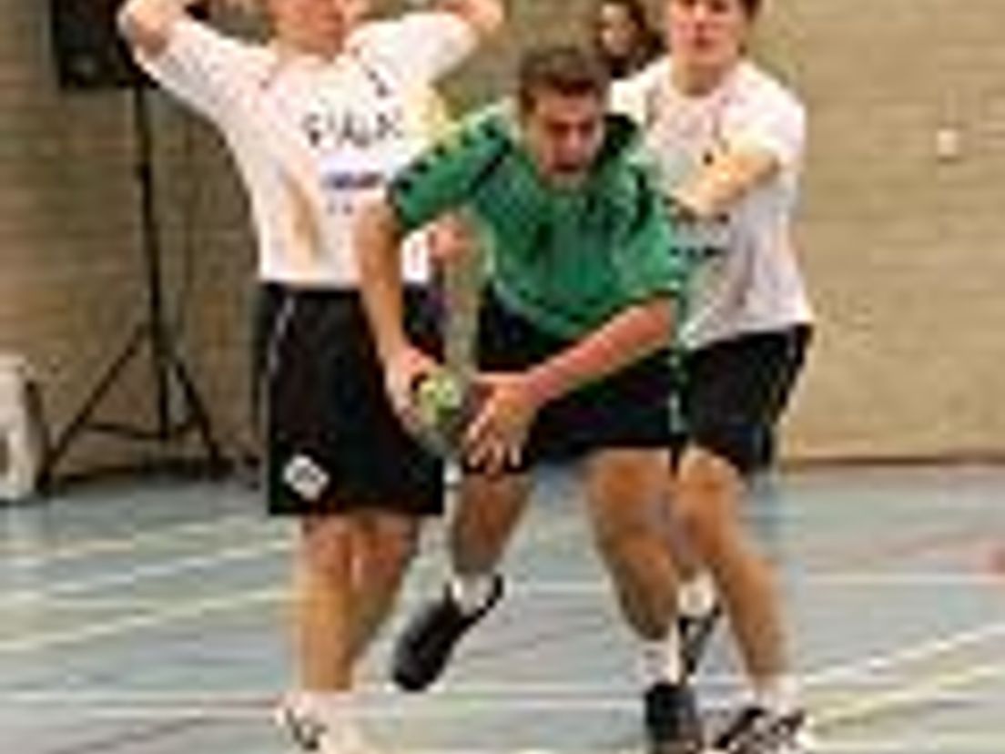 handbalharo.cropresize.tmp.jpg