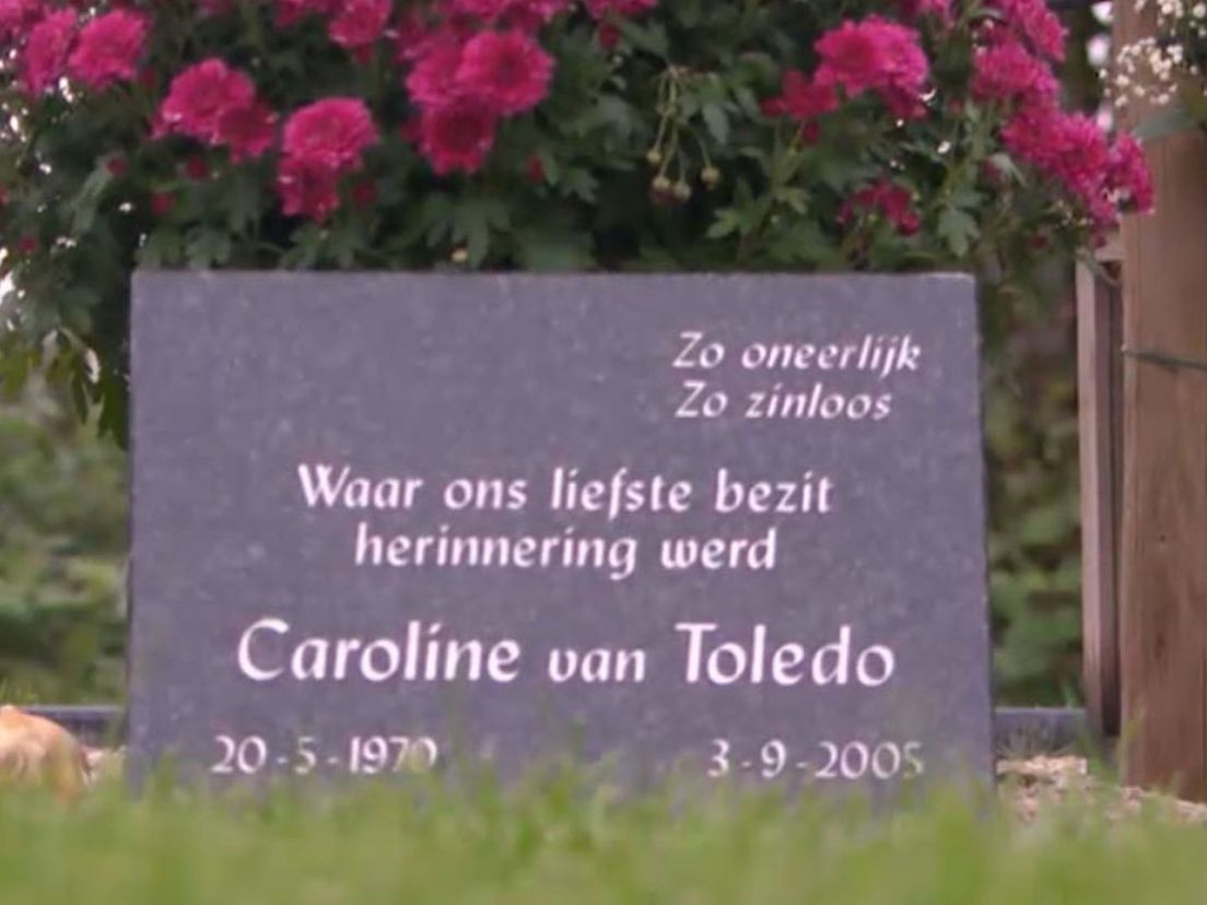 De herdenkingssteen van Caroline van Toledo