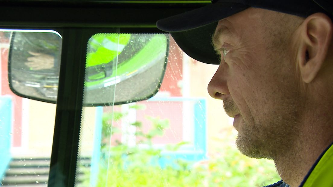 Erwin Goossens staat elk jaar klaar voor 400 ton afval.