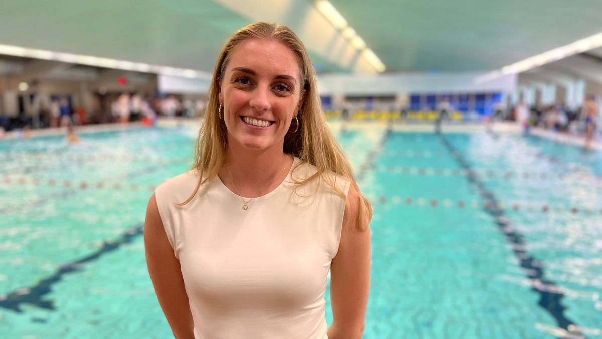 Steenbergen met nieuw Nederlands record naar EK kortebaanzwemmen
