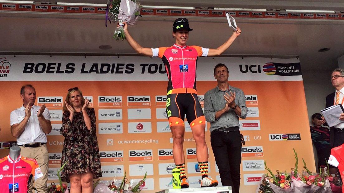 Janneke Ensing wint haar eerste profwedstrijd (Rechten: @LadiesTour