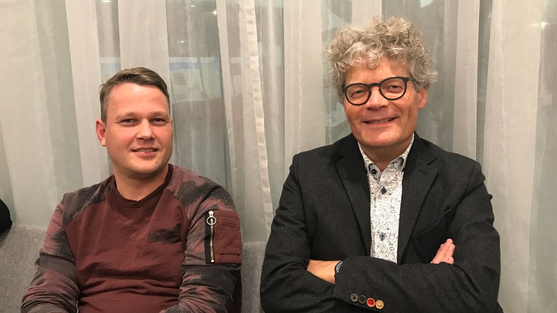 Met SP'er Jan Broekema (links) en Bob Bergsma van D66 erbij telt Assen straks vijf wethouders (Rechten: RTV Drenthe / Margriet Benak)