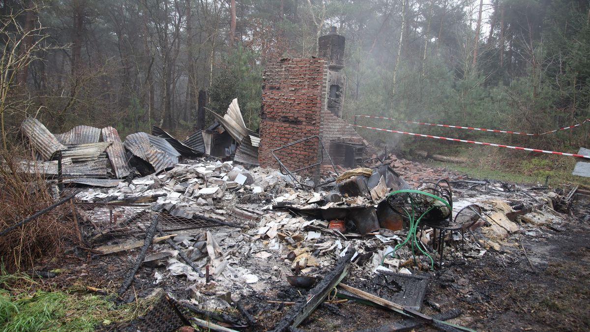 Explosie verwoest woning in Heijen