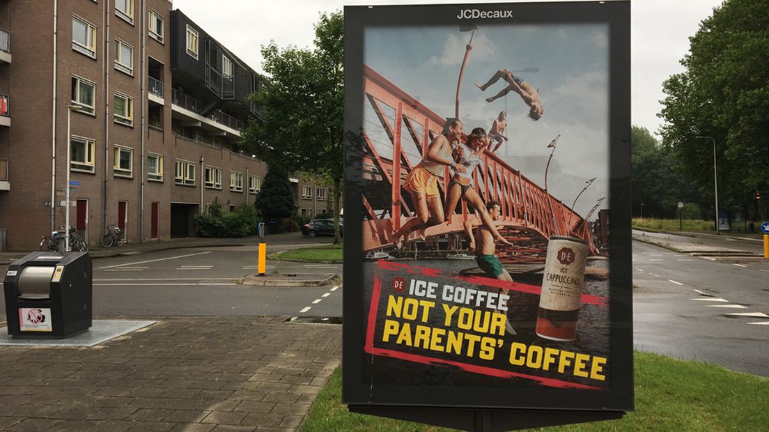 De poster in Lunetten.