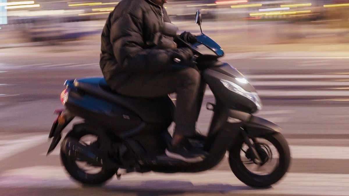 Overlast van scooters in Franeker