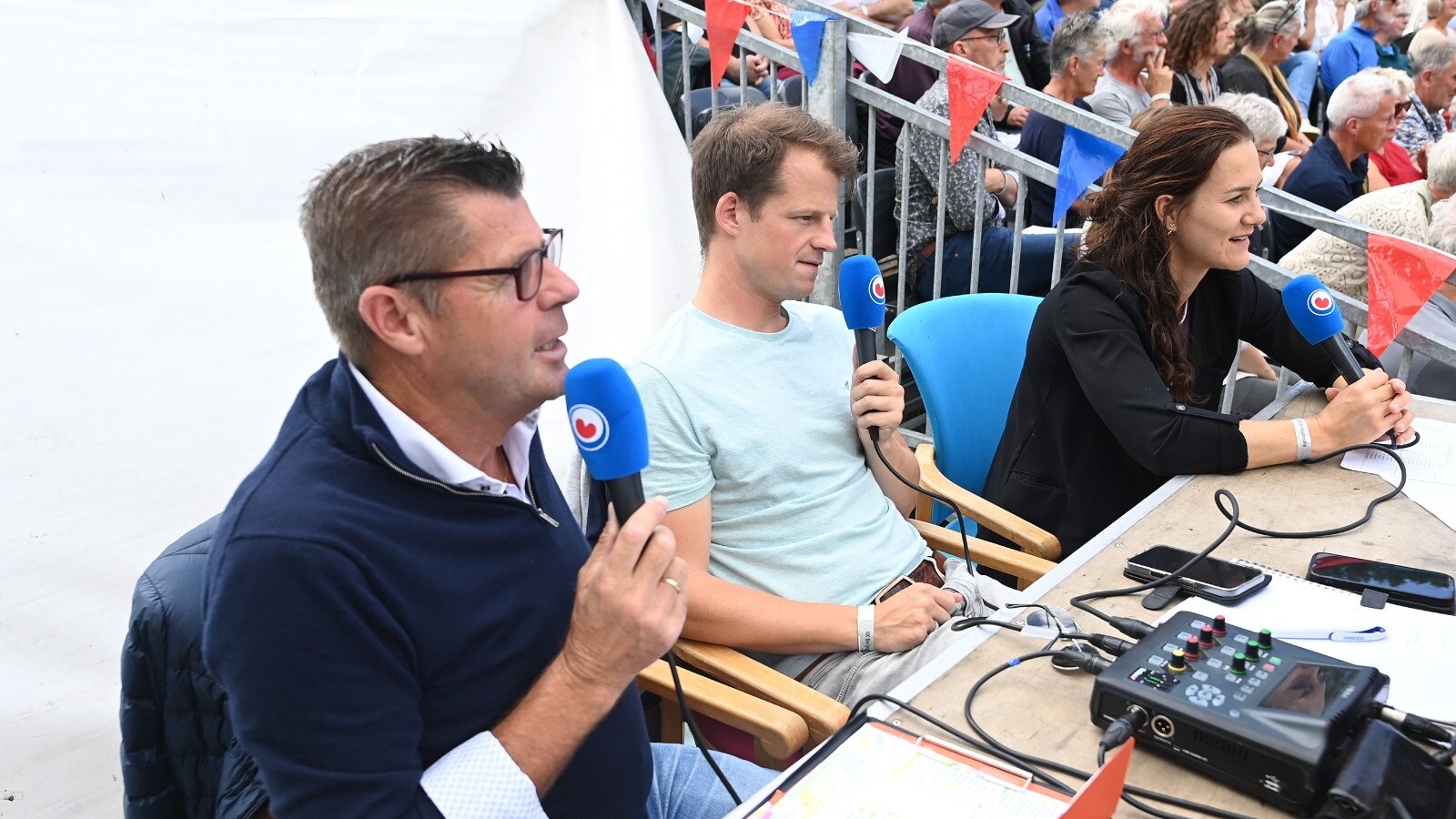 Hendrik Haanstra, Willem Vermeltfoort en Klaske Nauta dogge ferslach