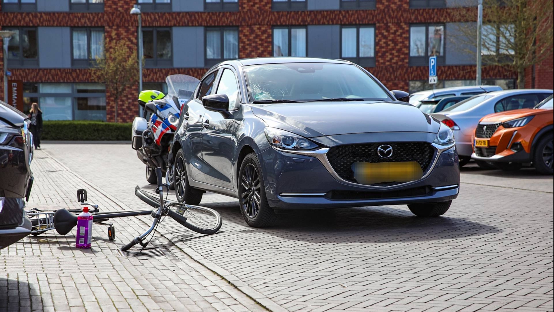 112-nieuws: Fietser aangereden in Groningen · drugsschuur Noordbroek op slot