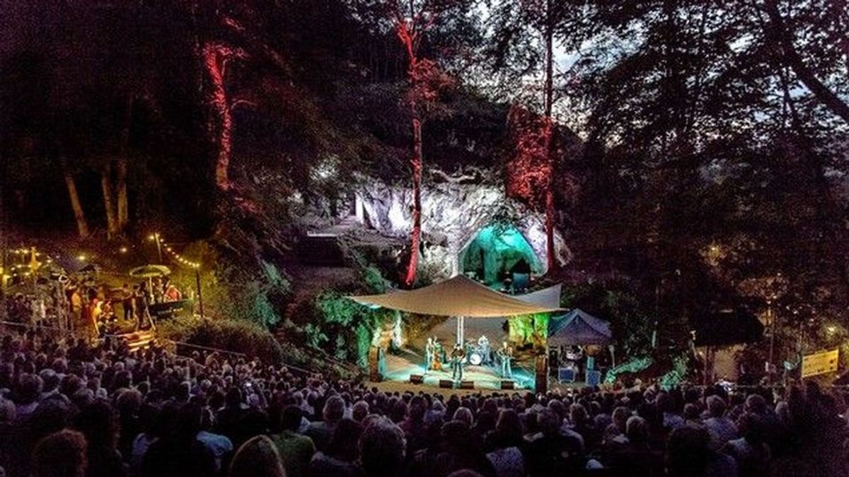 Geen festivals of harde rock, wel piano: Openluchttheater draait volume omlaag