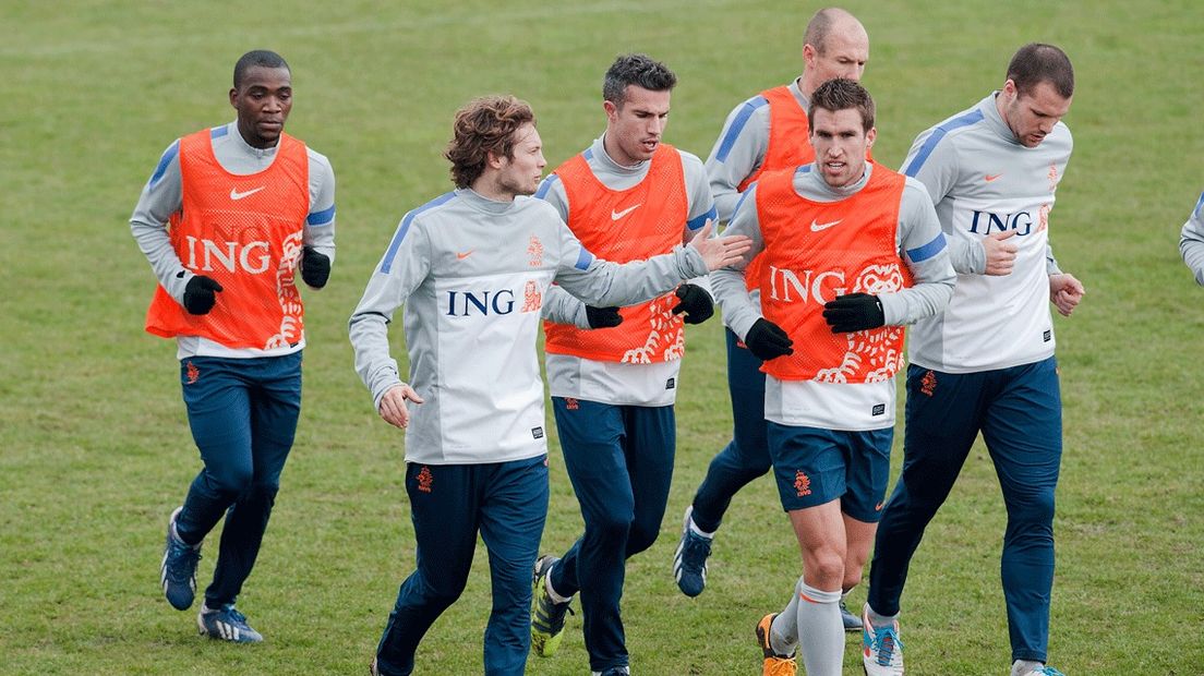 Nederlands-elftal-traint-2013
