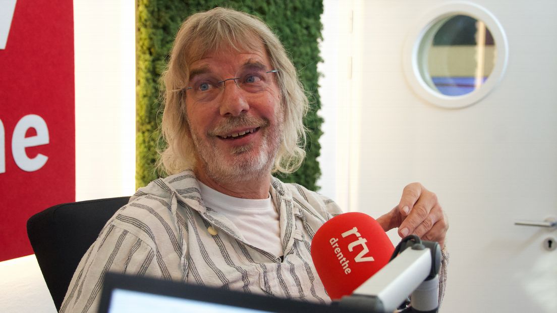 De kleurrijke Koerntjes in de Onze Club Podcast-studio