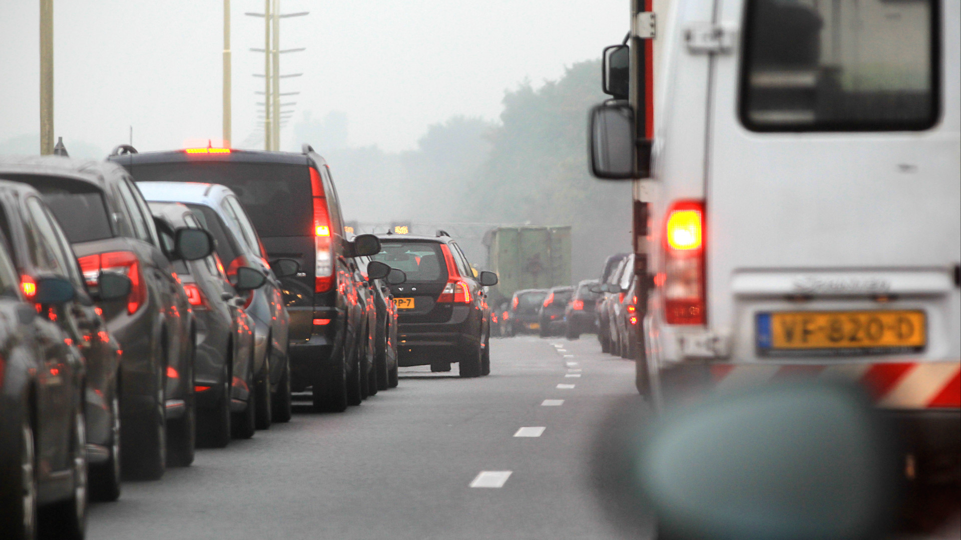 A4 Bijna Helemaal Dicht Na Nieuw Ongeluk, Ruim Een Uur Vertraging ...