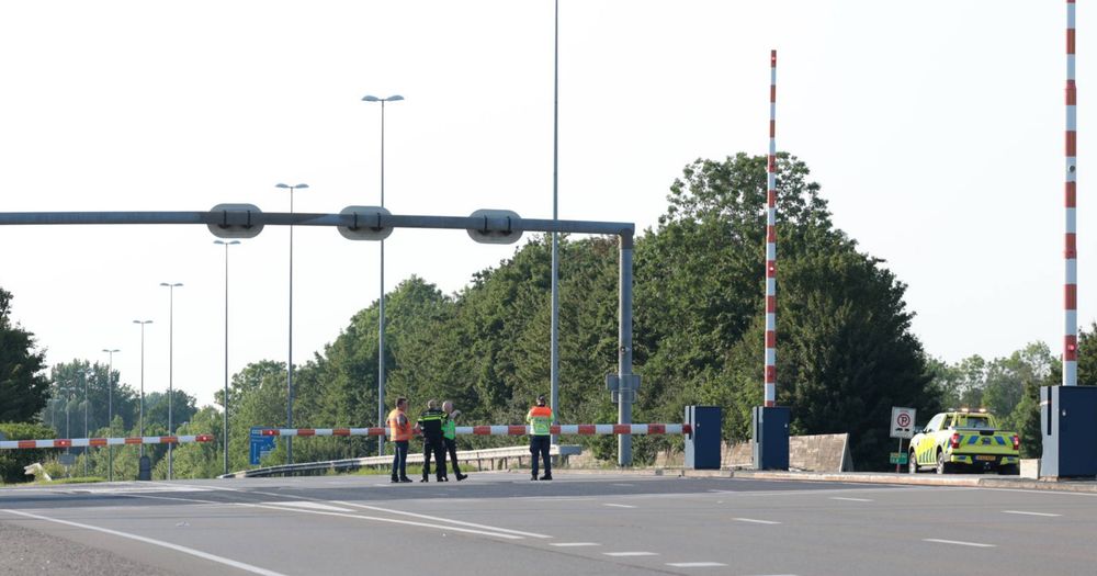 112-nieuws: Deel Ring Oost dicht door brugstoring • Bedrijfsruimte in ...