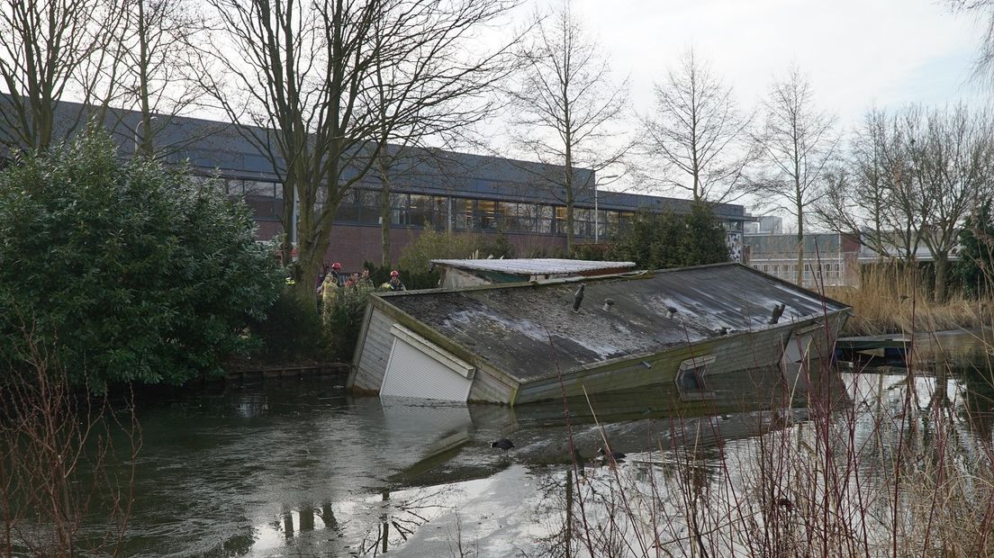 Woonboot is reddeloos verloren