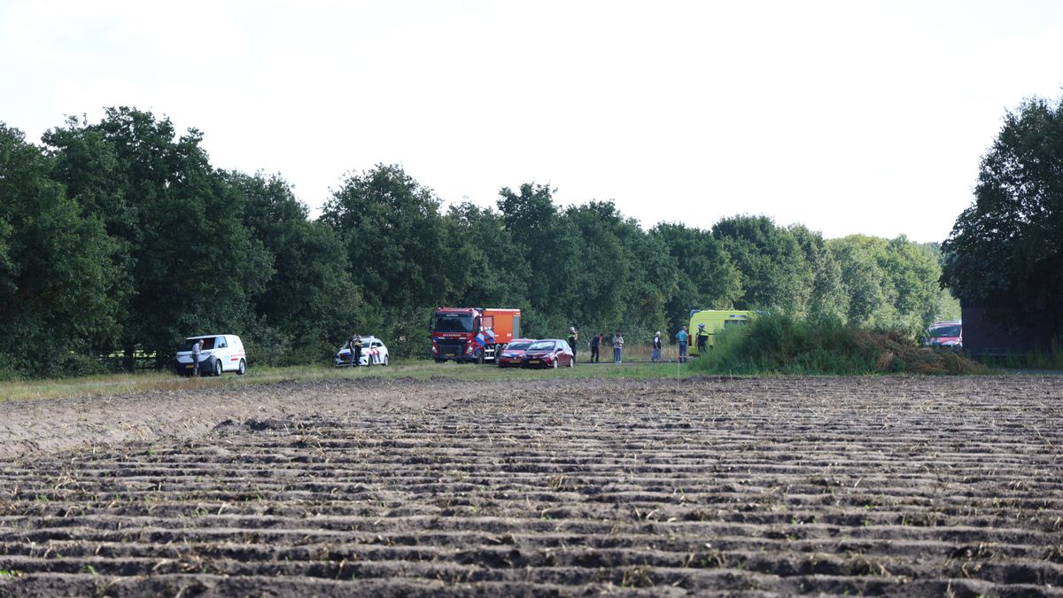 112 Nieuws: Auto uitgebrand bij Bathmen | Steekincident Oudleusen