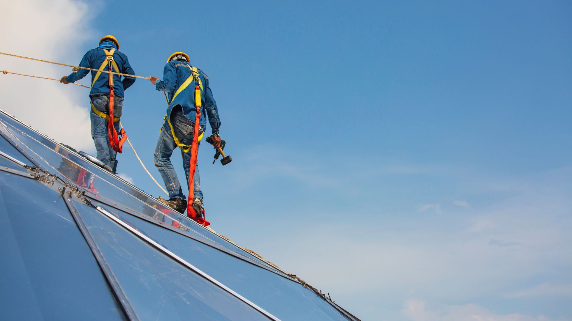 Ervaringen opdoen in de bouw en veiligheid.