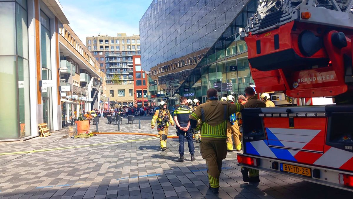 Brand bij winkelcentrum Cityplaza in Nieuwegein