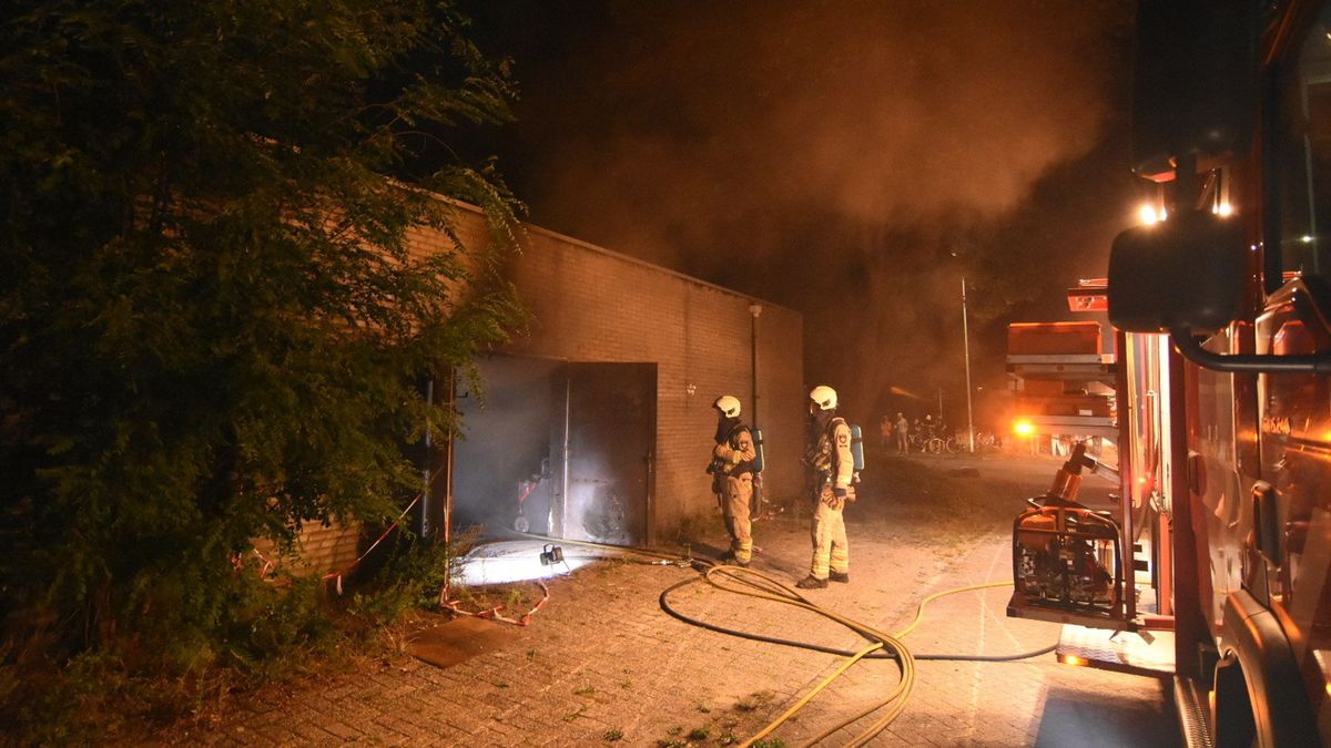 Brand in gebouw in Emmer wijk Angelslo