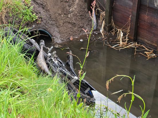 Brommerrijder in Meppel gewond na uitwijkactie