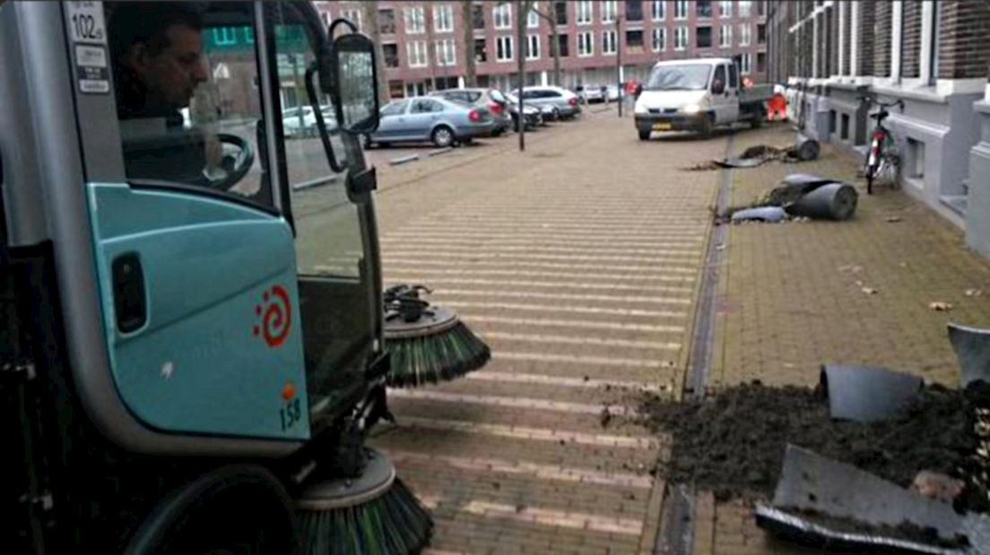 De vernielde bakken in Deventer