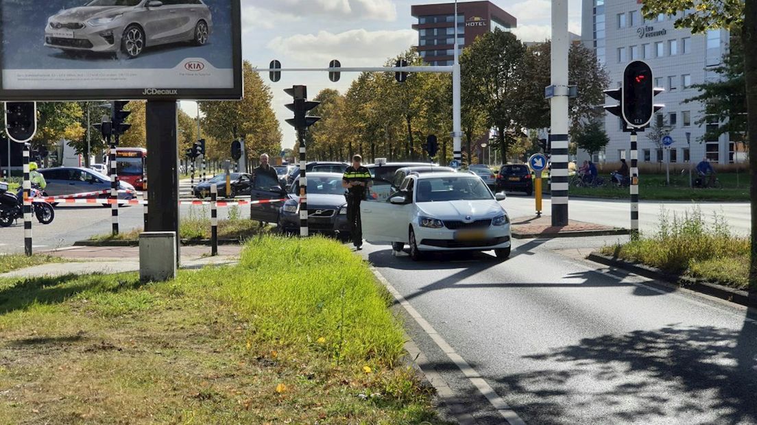 Verkeerschaos in Enschede door meerdere ongevallen én Duitse feestdag