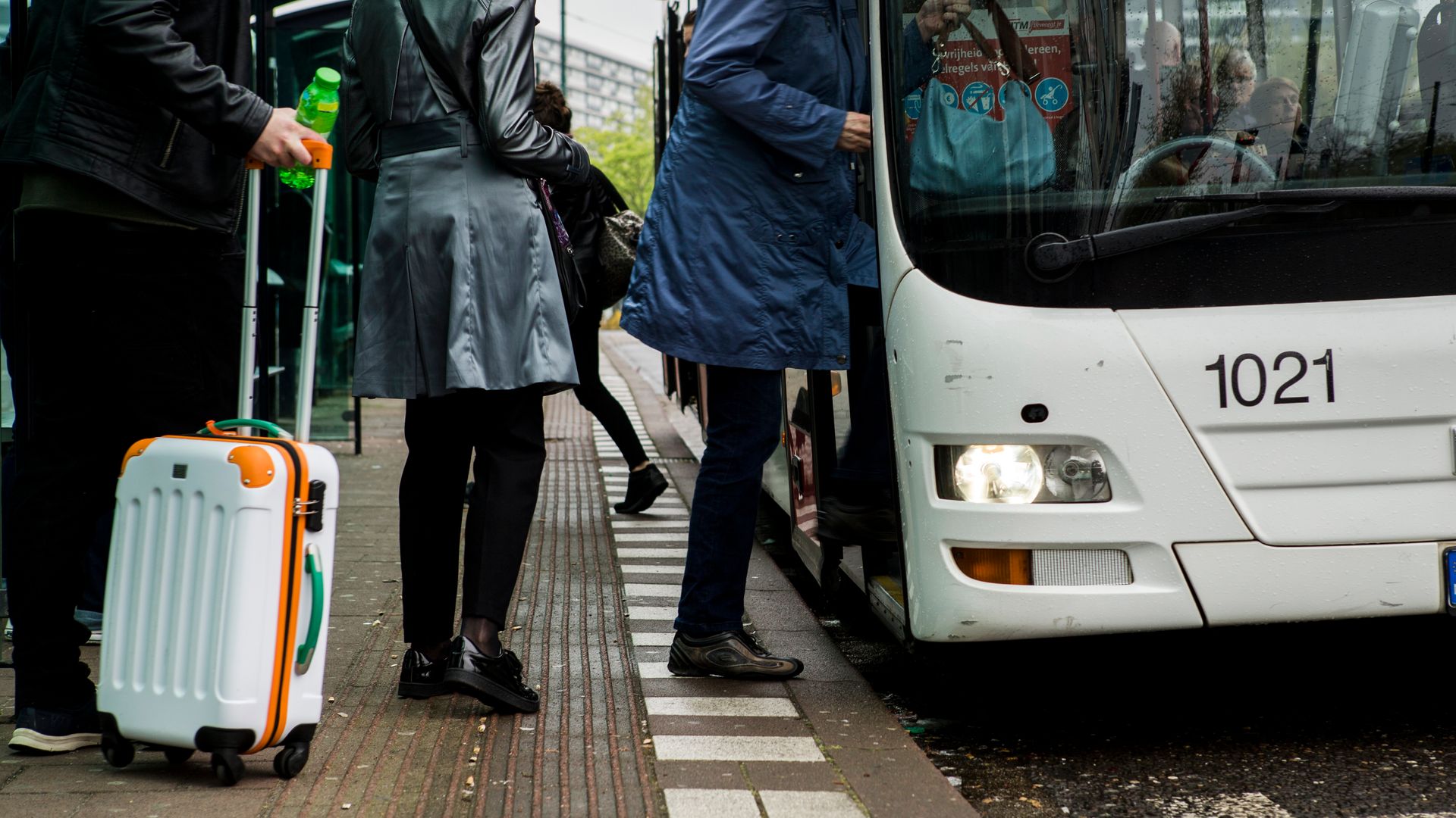 Staken Loont: Akkoord Over Cao Streekvervoer Na Reeks Stakingen - Rijnmond