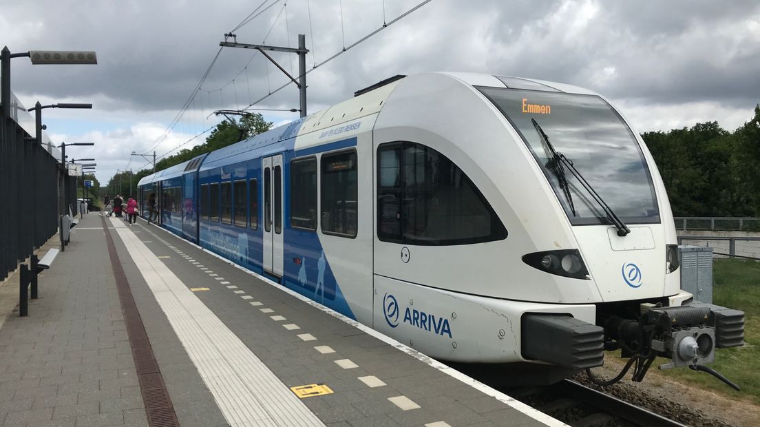 Arriva treinstel Jaap en Aleid Rensen station Emmen Zuid 1