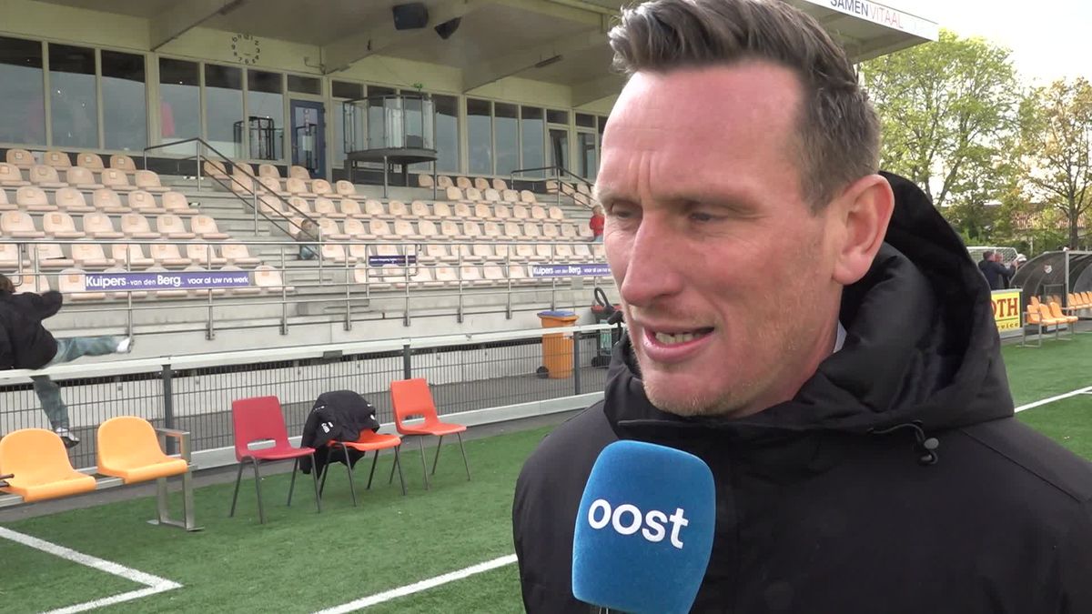 SVZW-trainer Frank Eeftink baalt: 