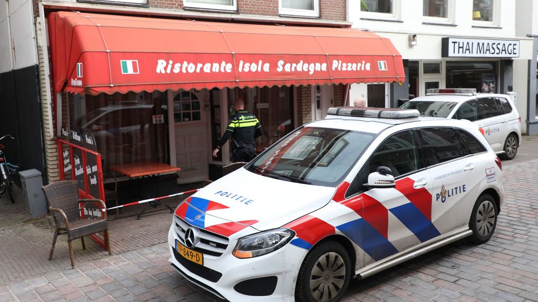 Bedreiging in een Italiaans restaurant I