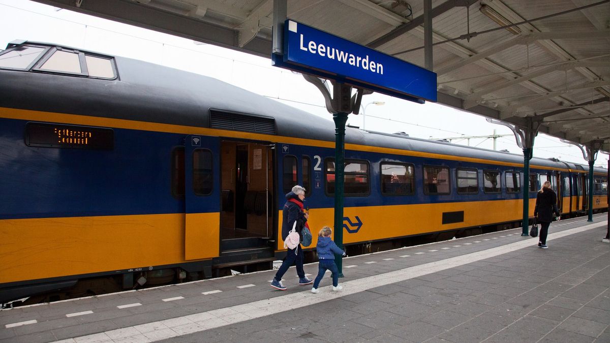 Alle NS-treinen rijden weer na actie voor beter pensioen - Omrop Fryslân