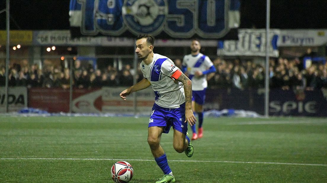 Giovanni Delannoy namens Hoek aan de bal