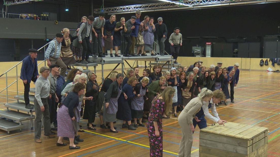 Repetities muziektheaterspektakel Het Mysterie Wardenier in De Meenthe Steenwijk