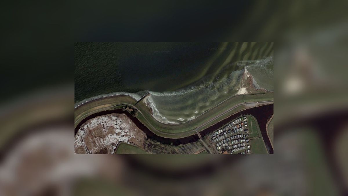 Raakt Molkwerum zijn strand dit jaar kwijt aan het IJsselmeer?