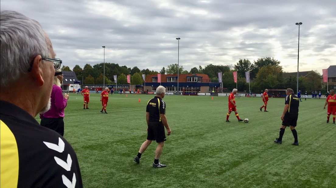Old Stars Twenterand veegt de vloer aan met Go Ahead Eagles