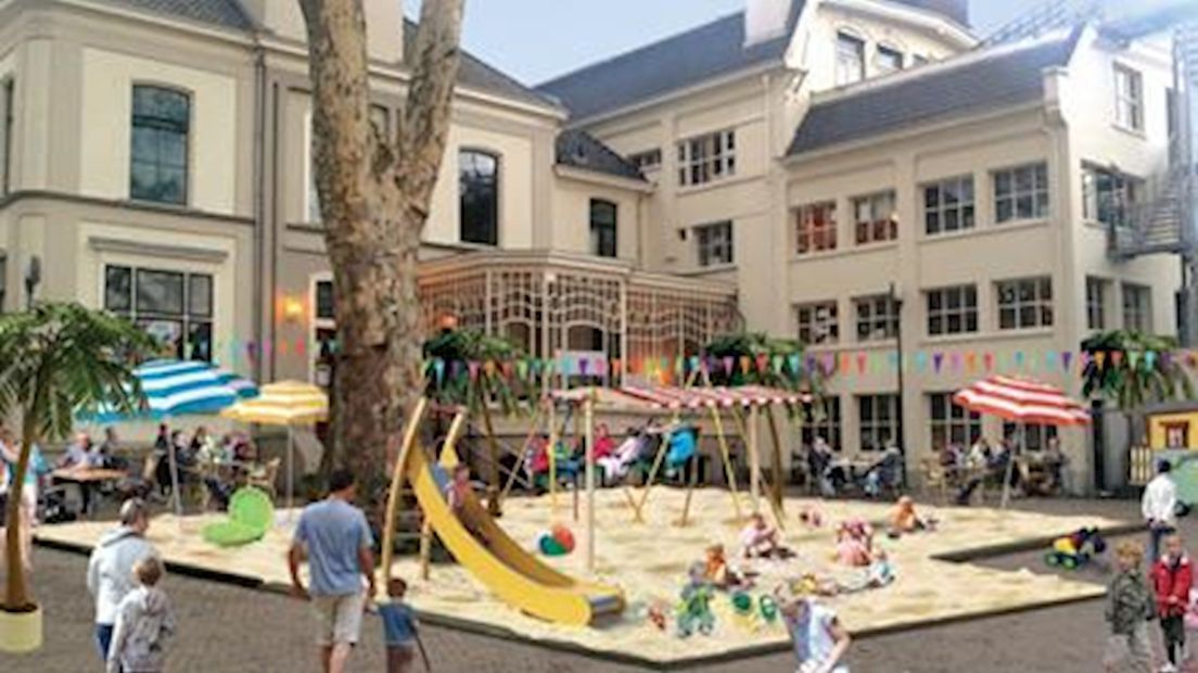 Reuzezandbak geopend in Enschede