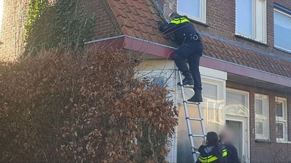 De politie-inval in de woning van Marthijn U. en zijn partner.