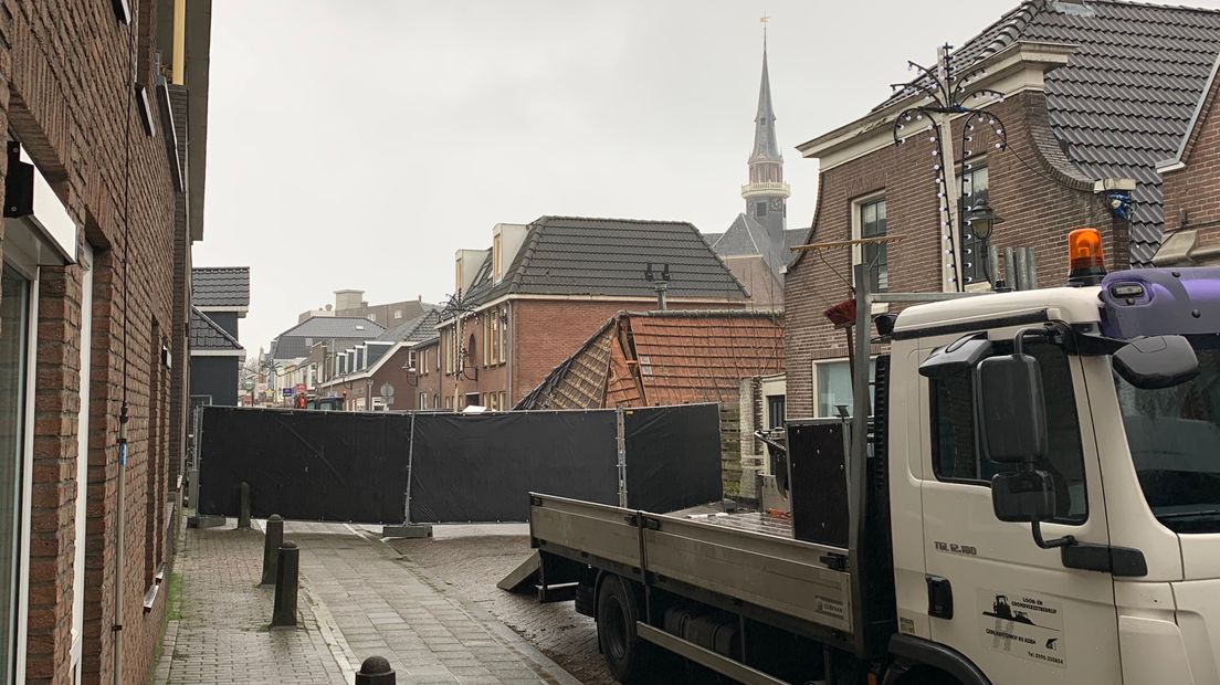 De omgeving is afgezet met hekken (Rechten: RTV Drenthe/Marjolein Lauret)