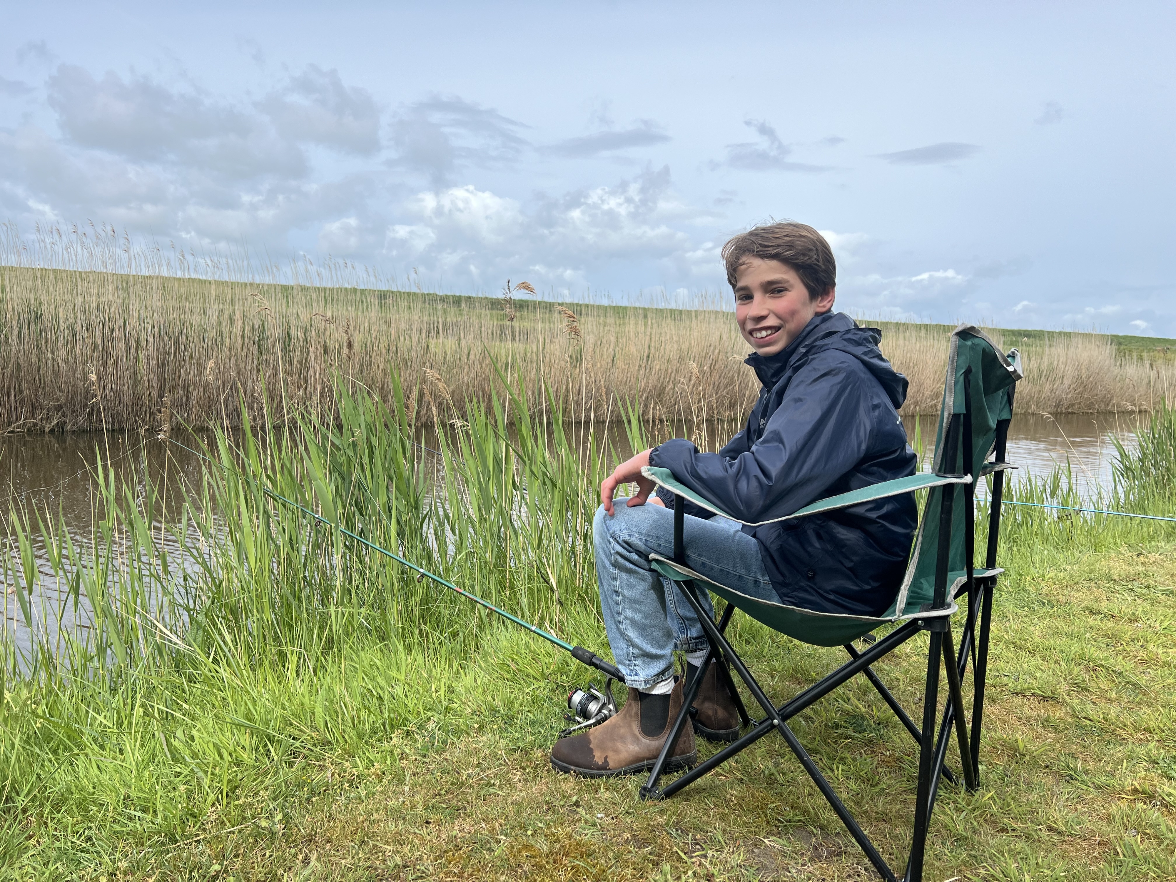 'Af en toe iets vangen': visclub viert 80-jarig jubileum met jeugdwedstrijd aan het water