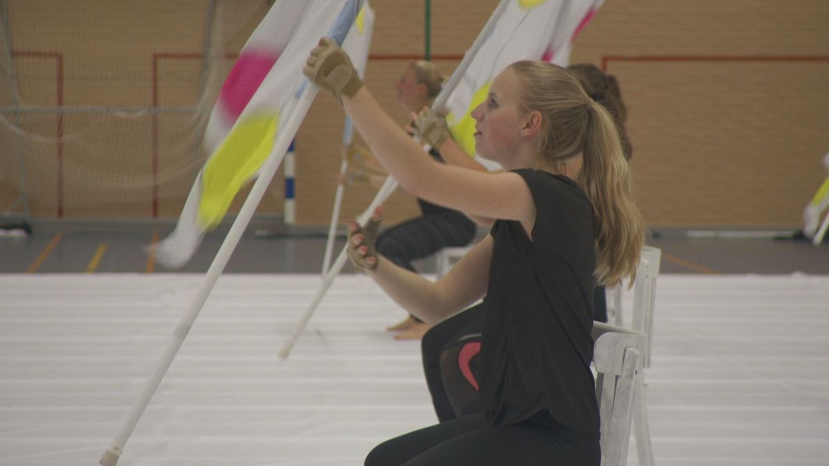 HEA! Colourguard Sexbierum in de lift