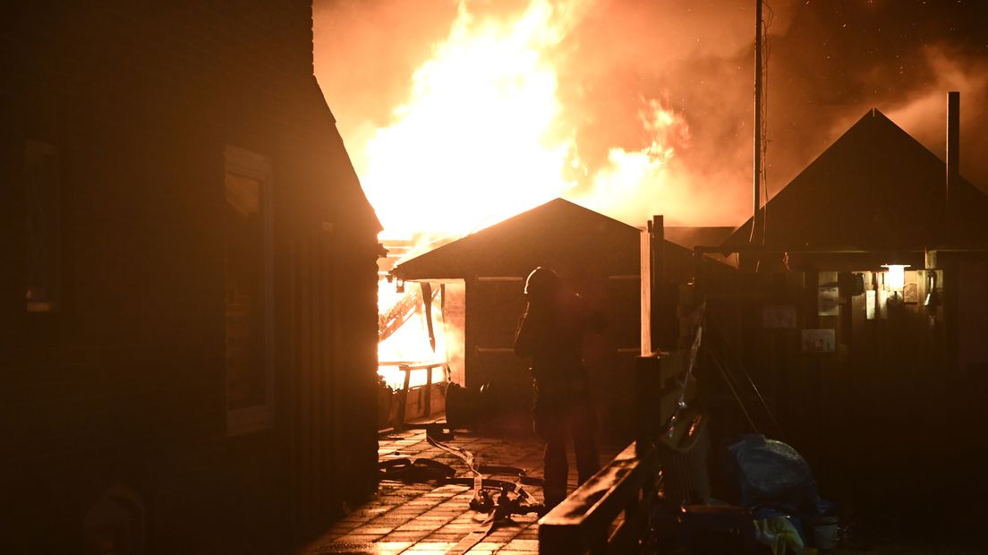 Het schuurtje in brand